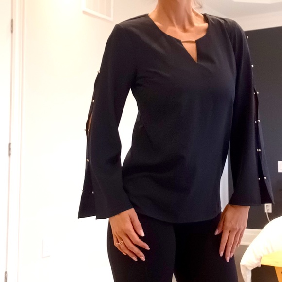 Lilly Morgan Blouse - Picture 5 of 10